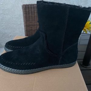 Women’s boots  size 10